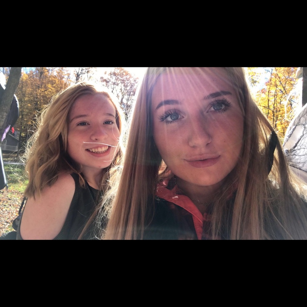 Meet your Posher, Calei